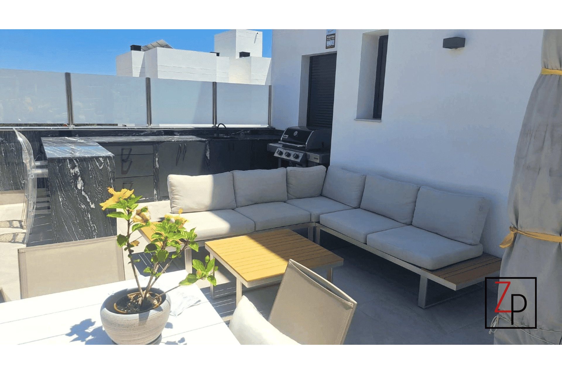 Resale - Villa -
Torrevieja - La Veleta