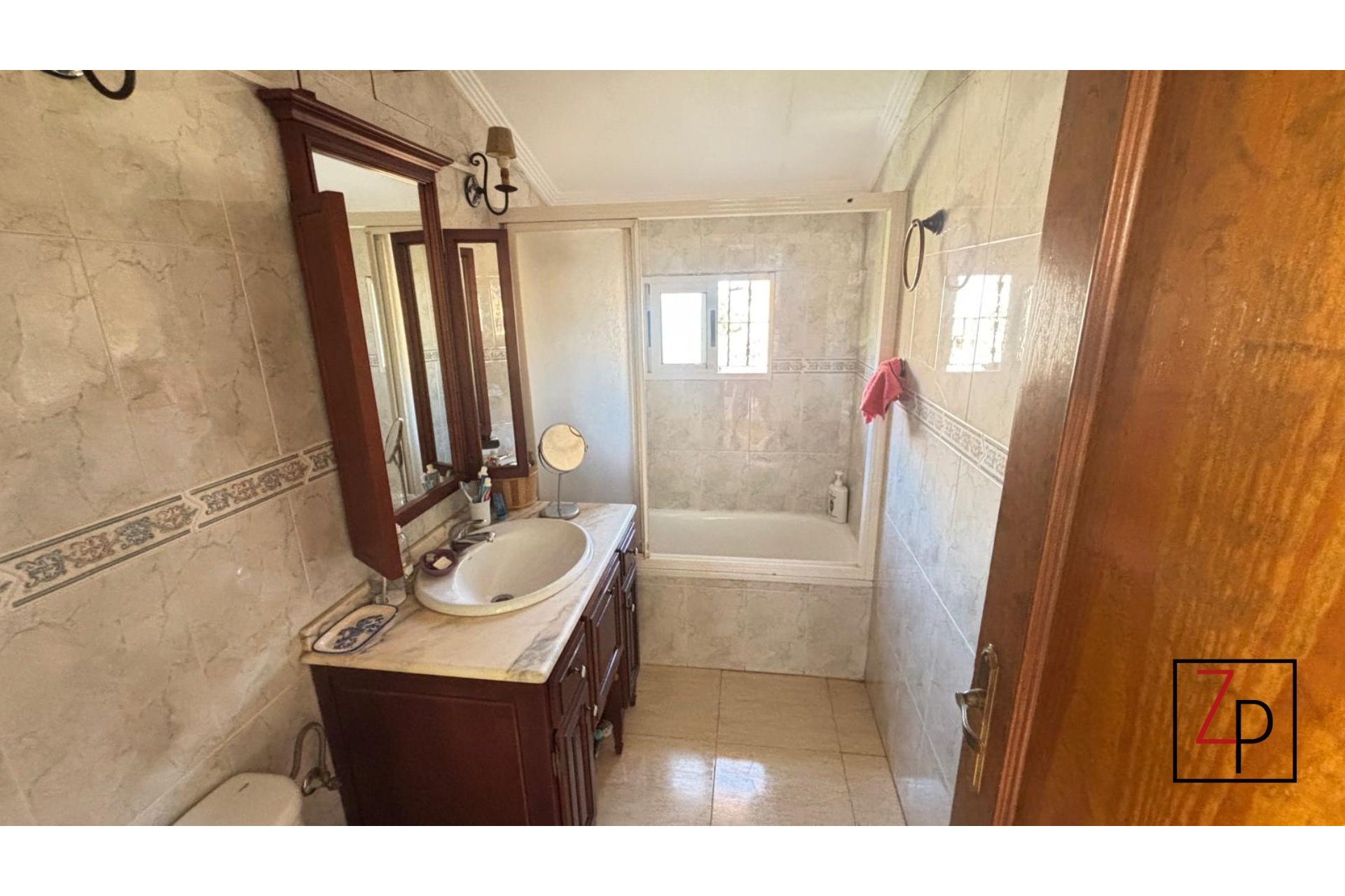 Resale - Villa -
Torrevieja - Lago Jardín II