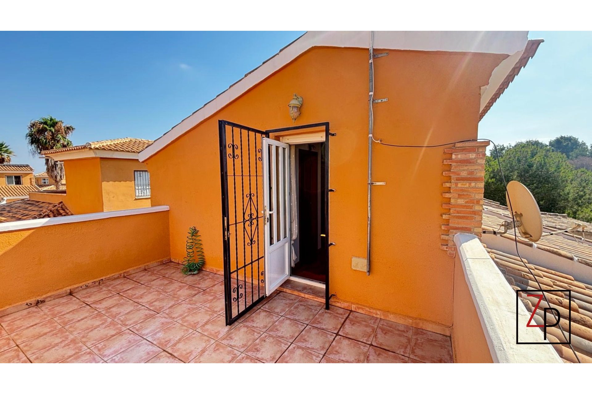 Resale - Villa -
Torrevieja - Lago Jardín II