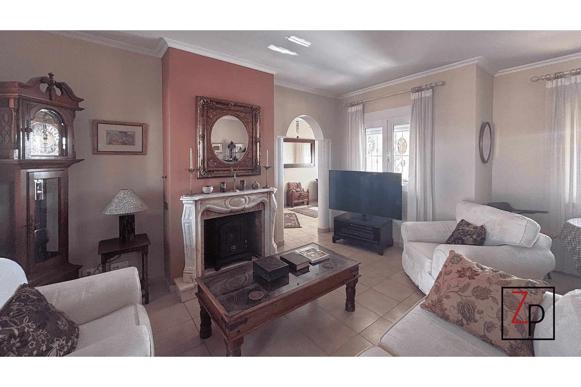 Resale - Villa -
Torrevieja - Torretas