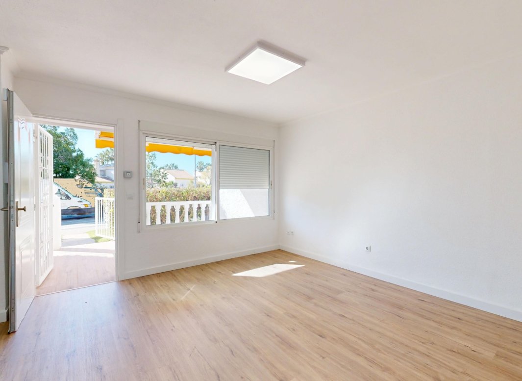 Reventa - Adosado -
Orihuela Costa - Villamartín