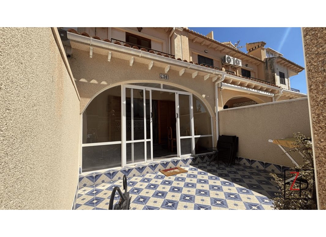 Reventa - Adosado -
Torrevieja - El Chaparral