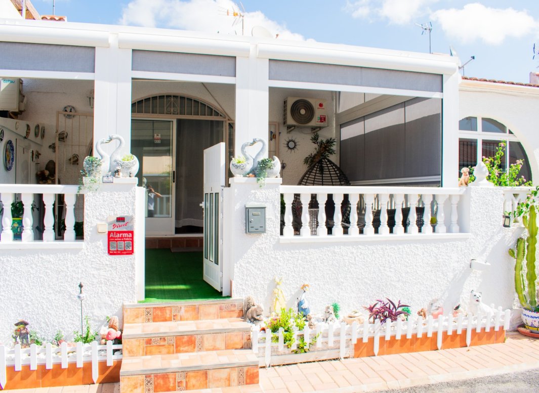 Reventa - Adosado -
Torrevieja - La Siesta