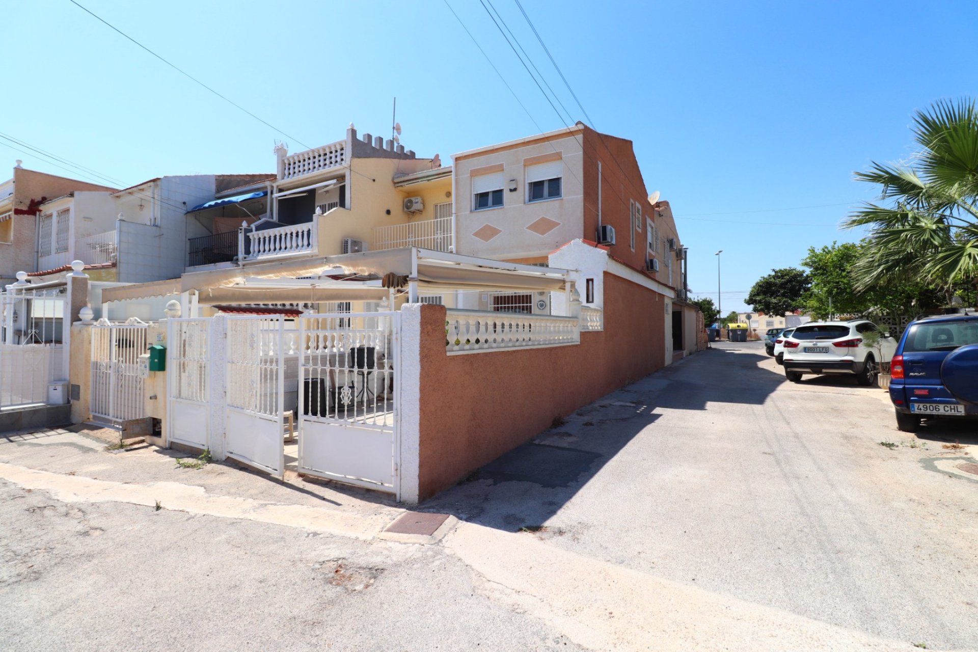 Reventa - Adosado -
Torrevieja - Torretas