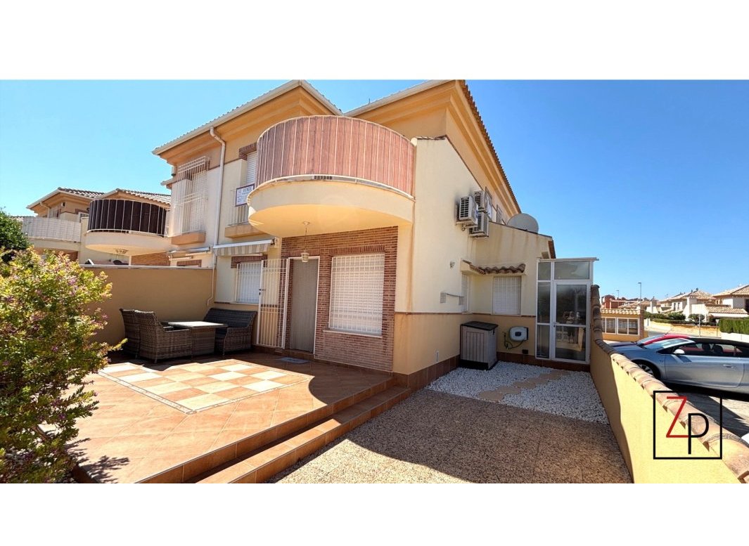 Reventa - Adosado -
Villamartín - PAU 8