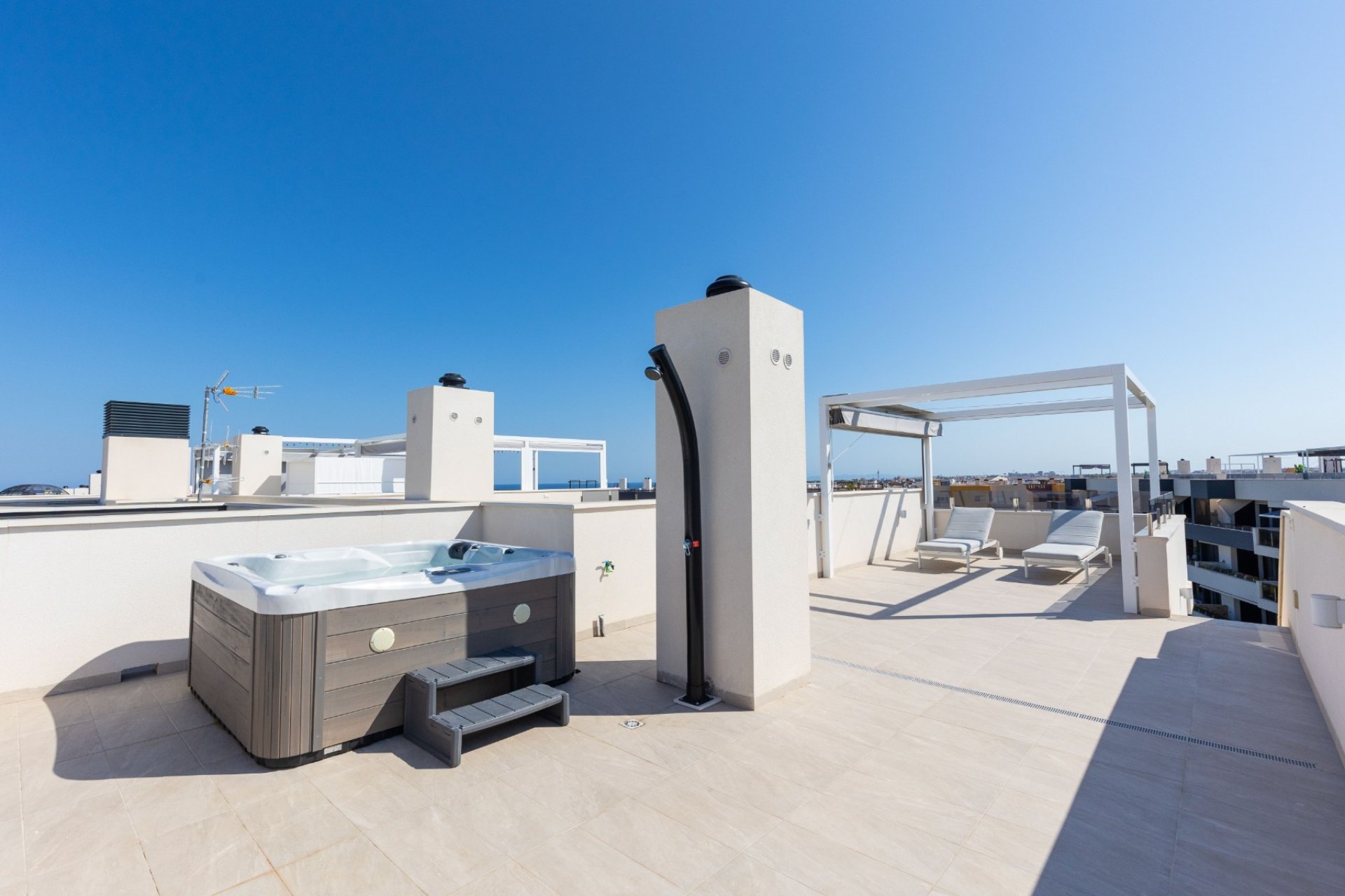Reventa - Apartament / Duplex -
Orihuela Costa - Playa Flamenca