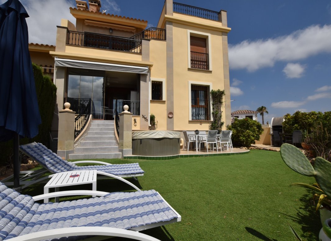Reventa - Apartamento -
3409 - La finca Golf