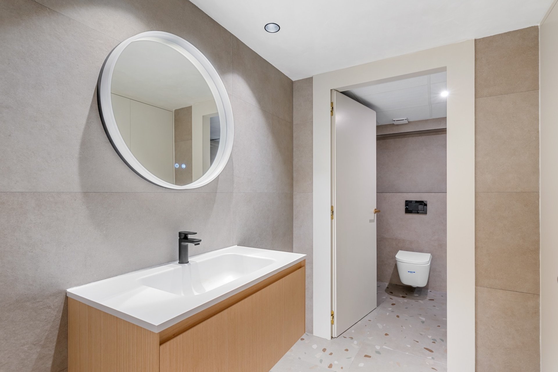 Reventa - Apartamento -
Alicante