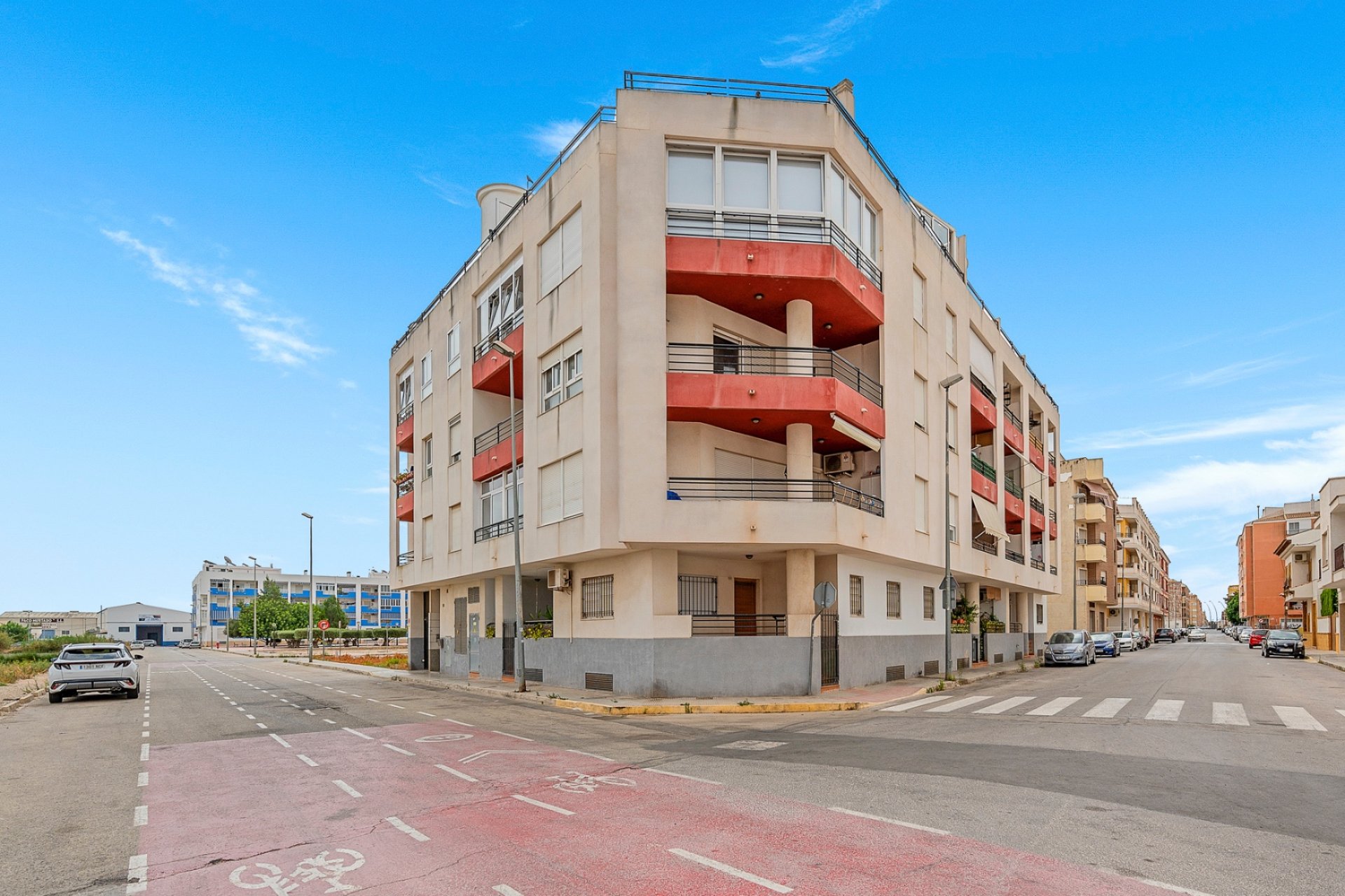 Reventa - Apartamento -
Almoradí