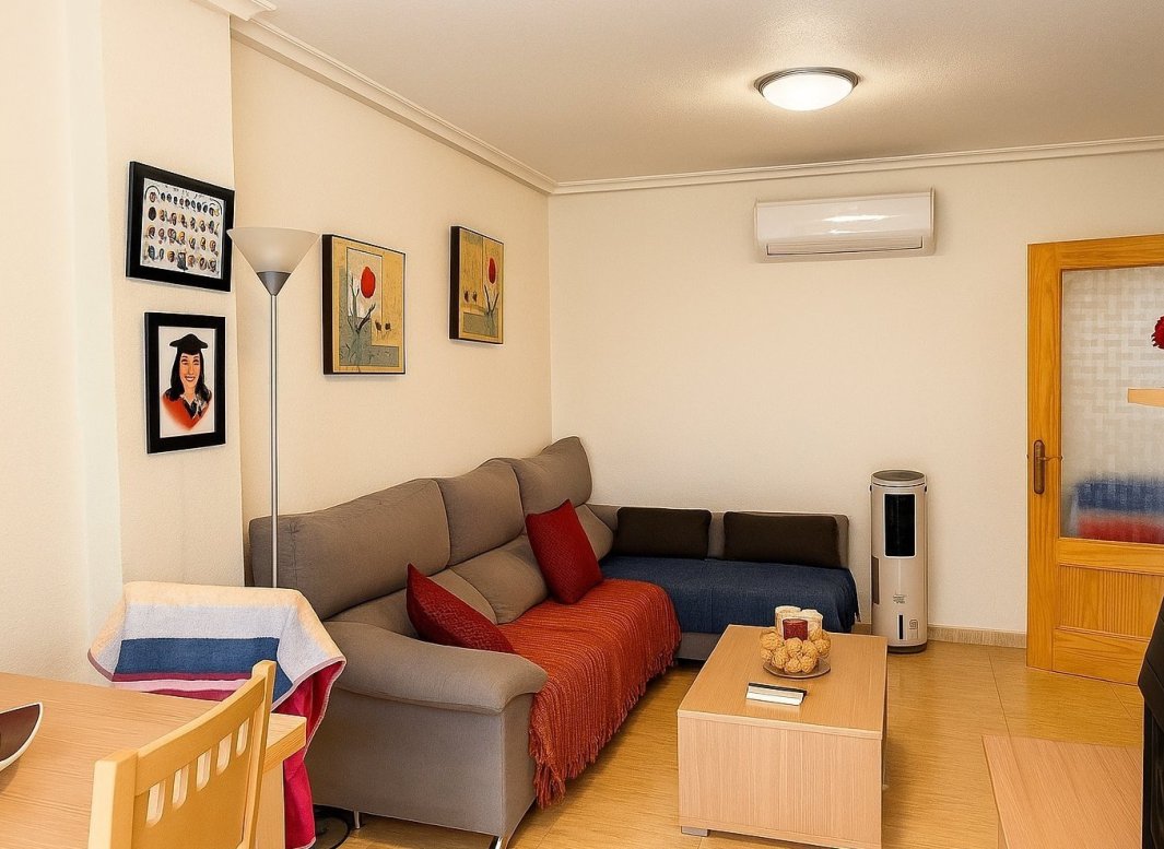 Reventa - Apartamento -
Formentera del Segura