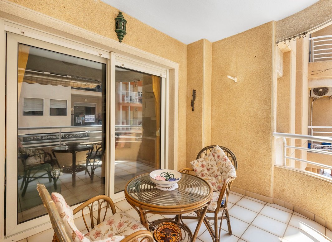 Reventa - Apartamento -
La Mata - Playa