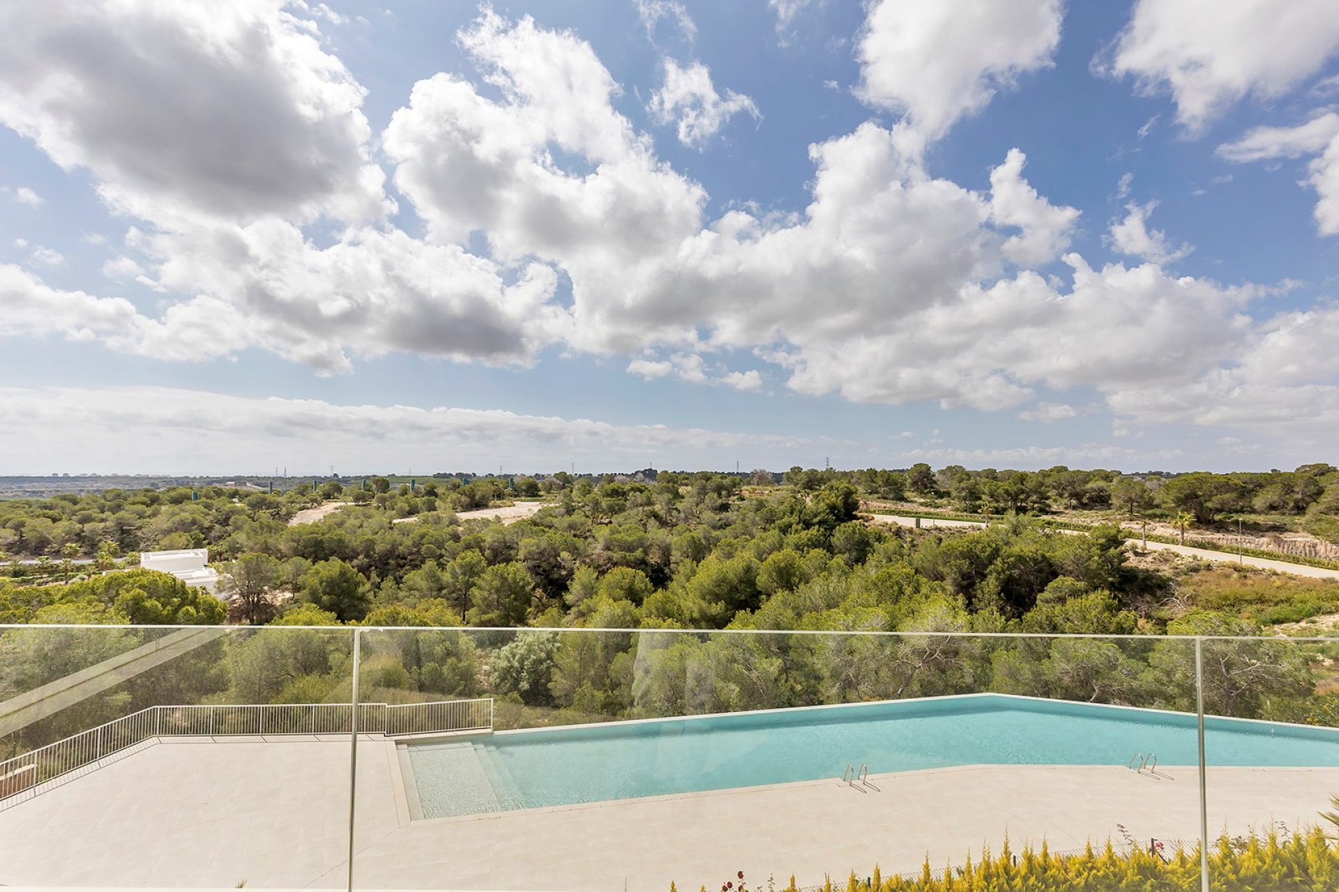 Reventa - Apartamento -
Las Colinas Golf Resort - Las Colinas golf