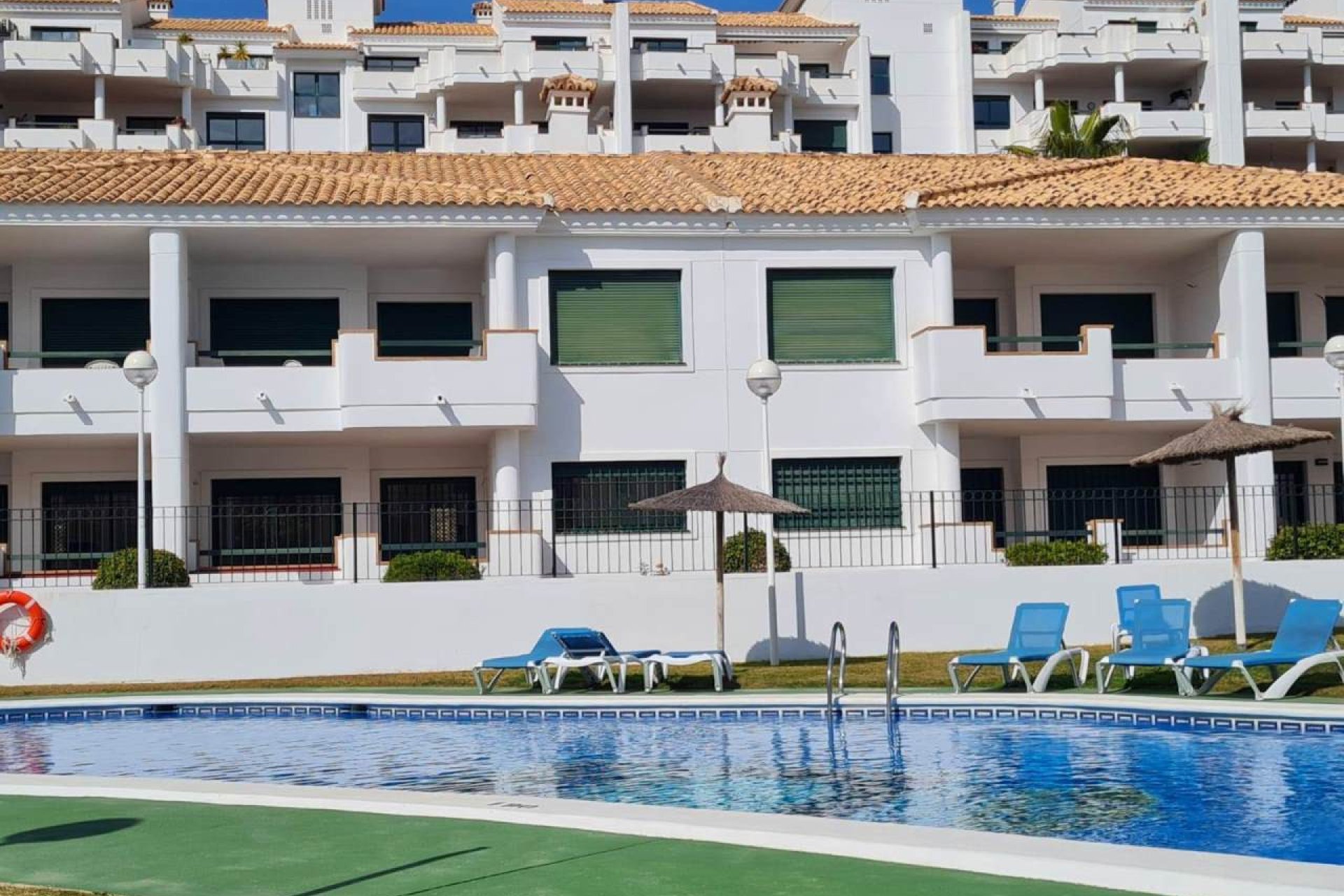 Reventa - Apartamento -
Orihuela Costa - Campoamor