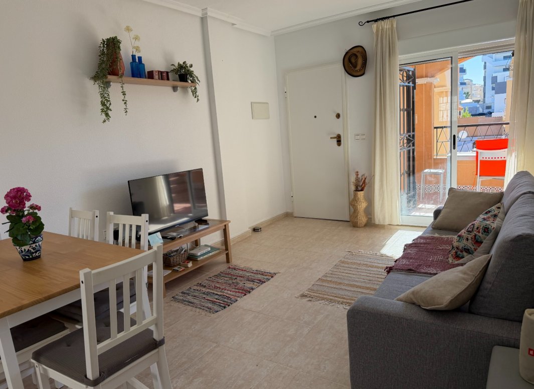 Reventa - Apartamento -
Orihuela Costa * - Los Altos *