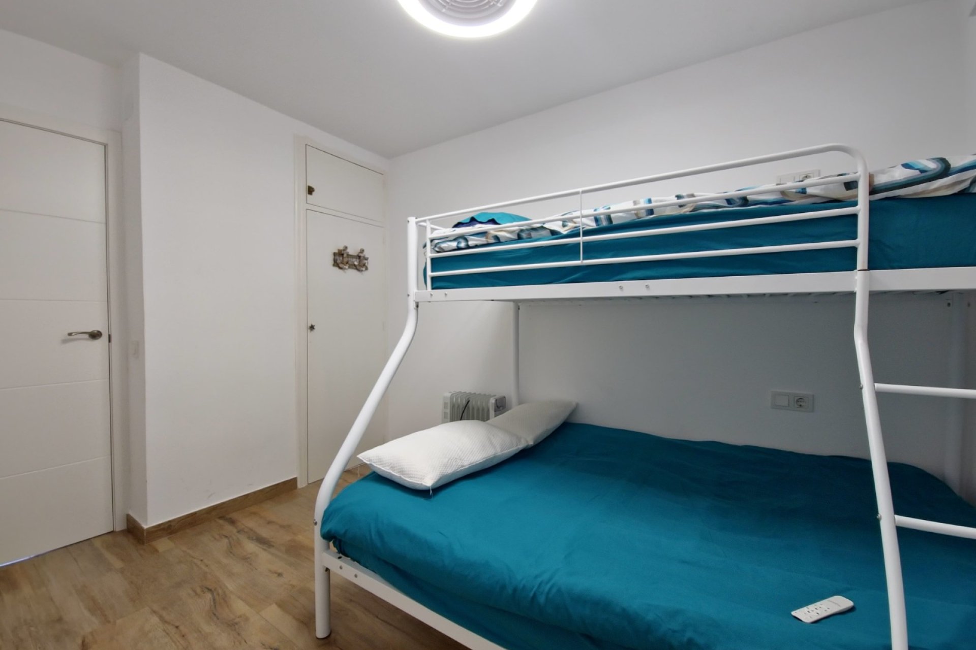 Reventa - Apartamento/ piso -
Torrevieja - El Acequión - Los Náufragos