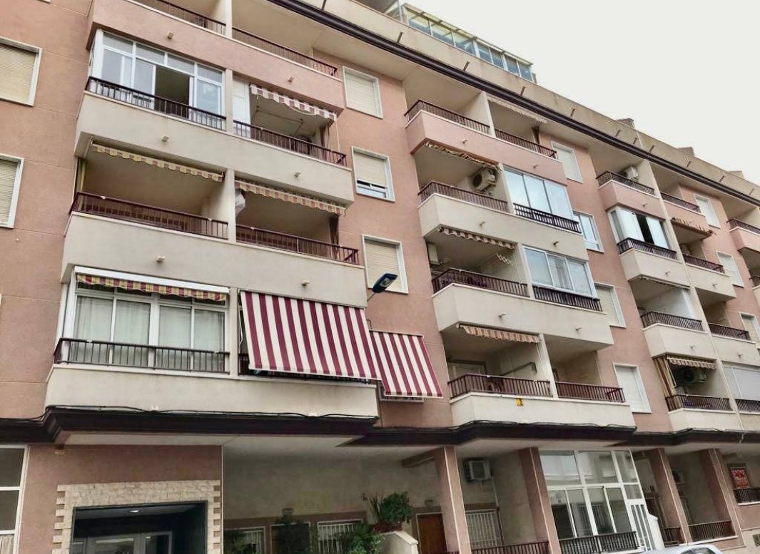 Reventa - Apartamento/ piso -
Torrevieja