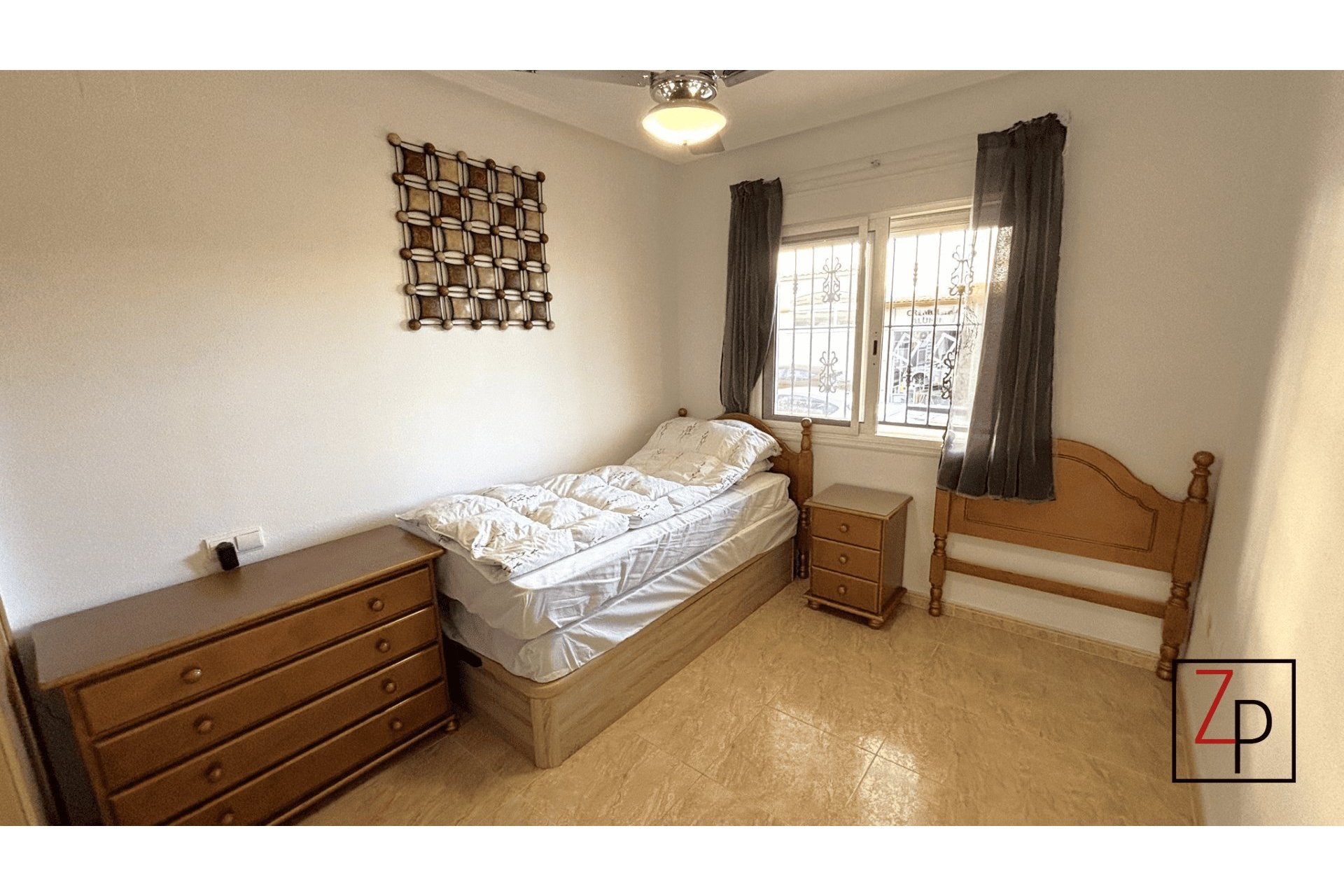 Reventa - Apartamento planta baja -
San Miguel de Salinas - Pueblo