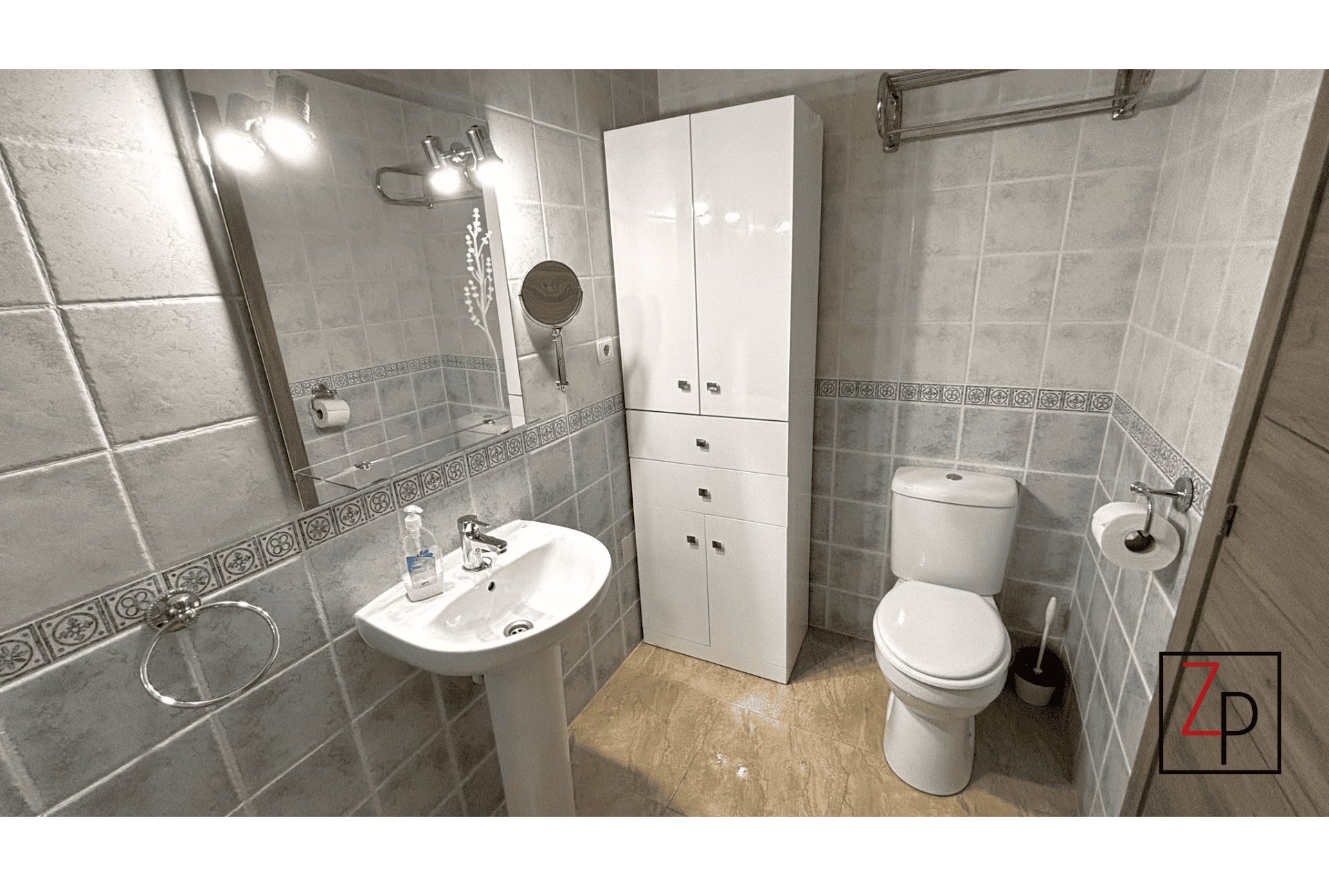 Reventa - Apartamento planta baja -
San Miguel de Salinas - Pueblo