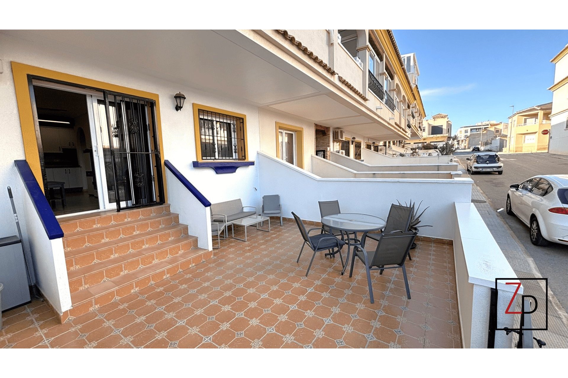 Reventa - Apartamento planta baja -
San Miguel de Salinas - Pueblo