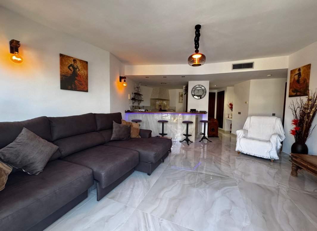 Reventa - Apartamento -
Punta Prima