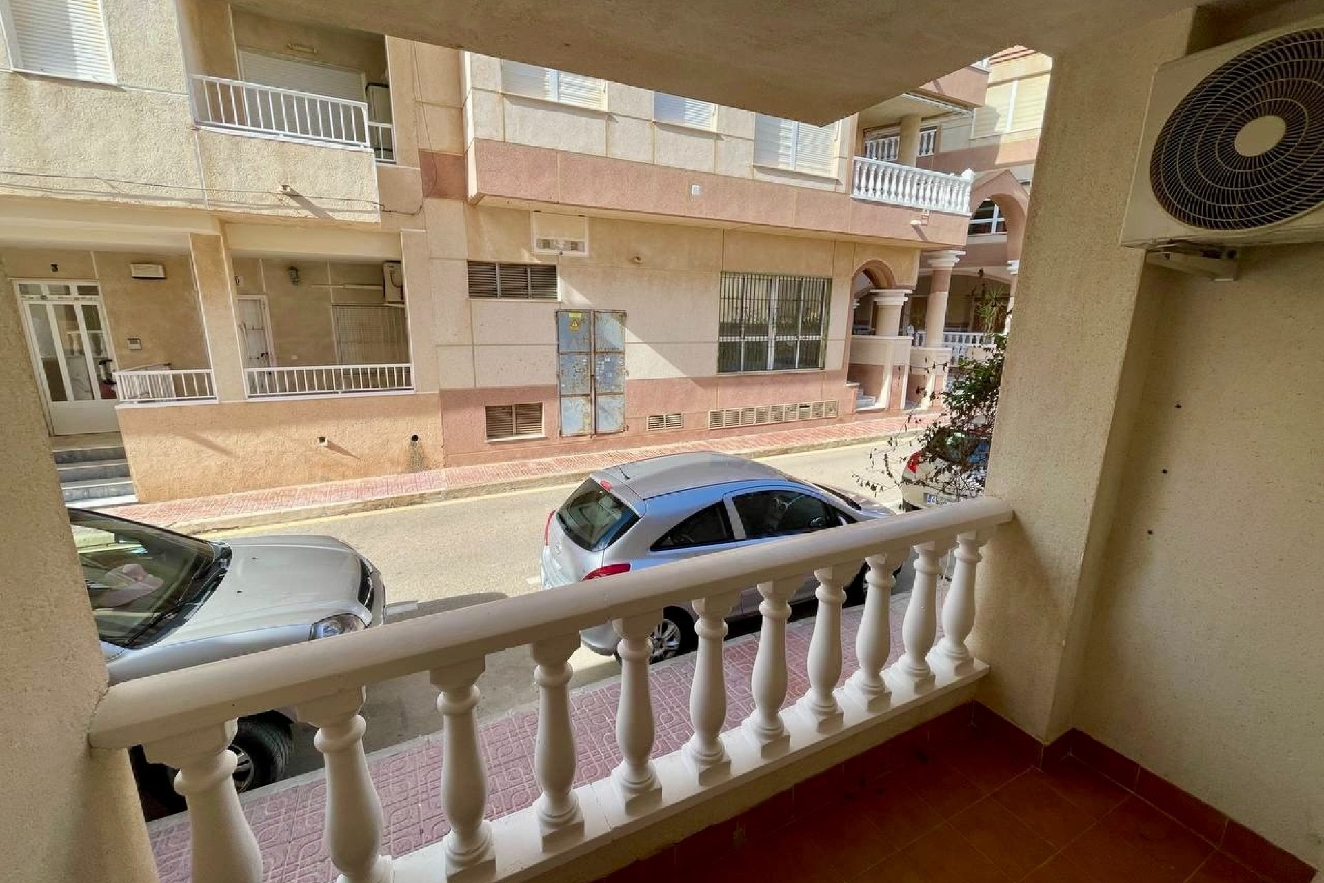 Reventa - Apartamento -
Torrevieja - La Mata