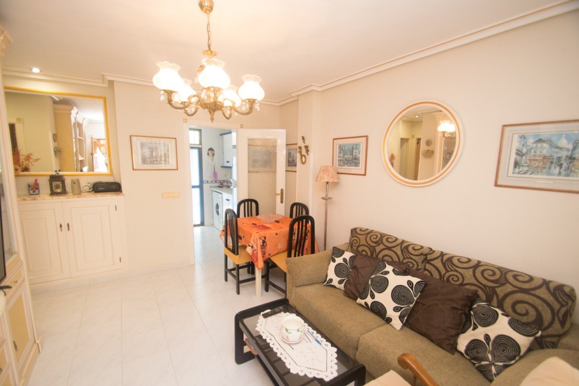 Reventa - Apartamento -
Torrevieja - La veleta