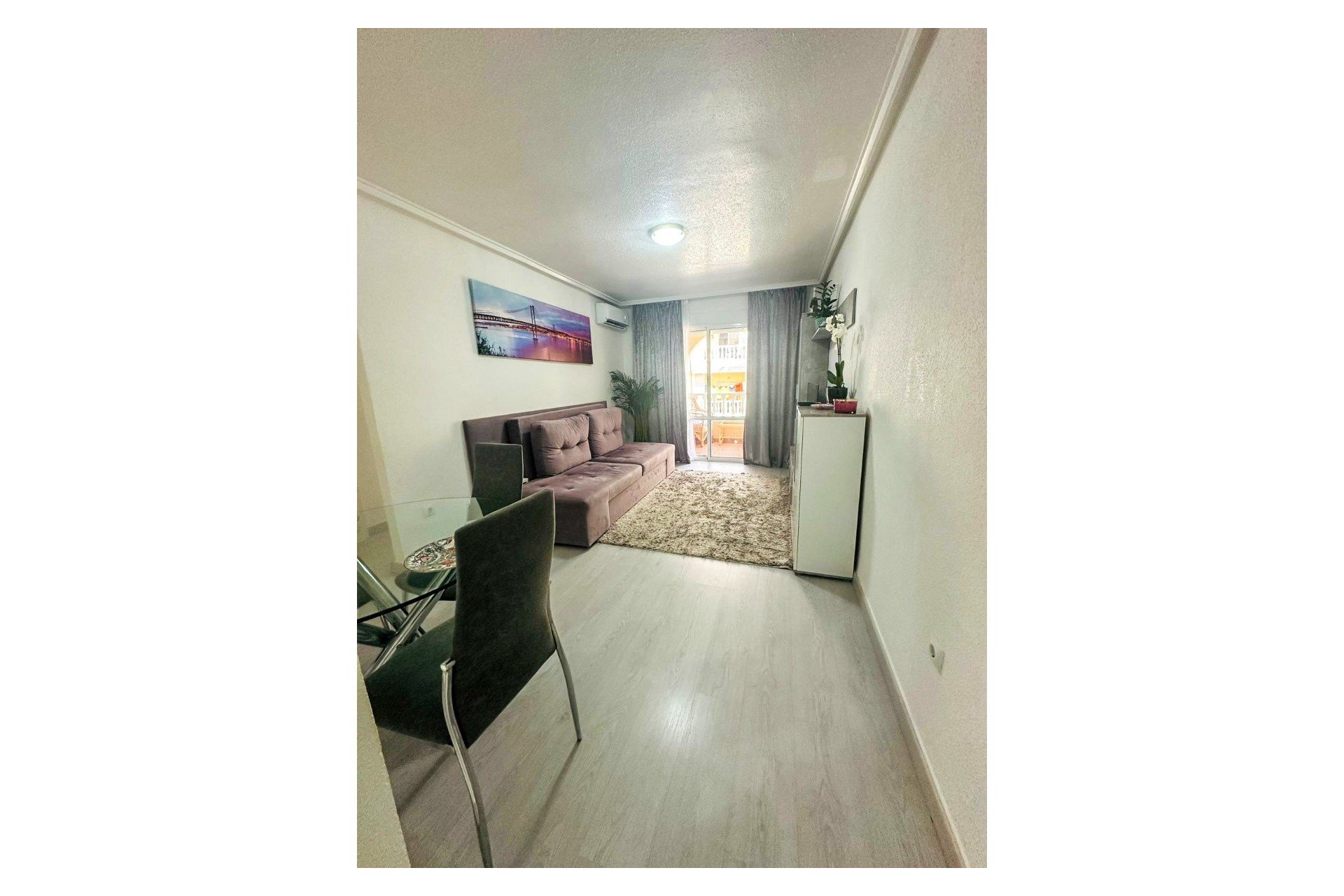 Reventa - Apartamento -
Torrevieja - Parque de las Naciones