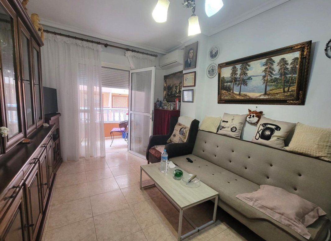 Reventa - Apartamento -
Torrevieja - Parque de las Naciones