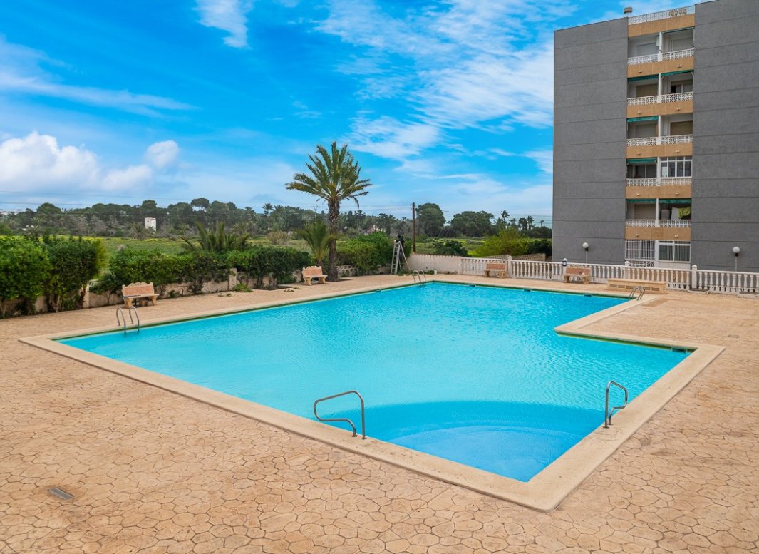 Reventa - Apartamento -
Torrevieja - Punta Prima