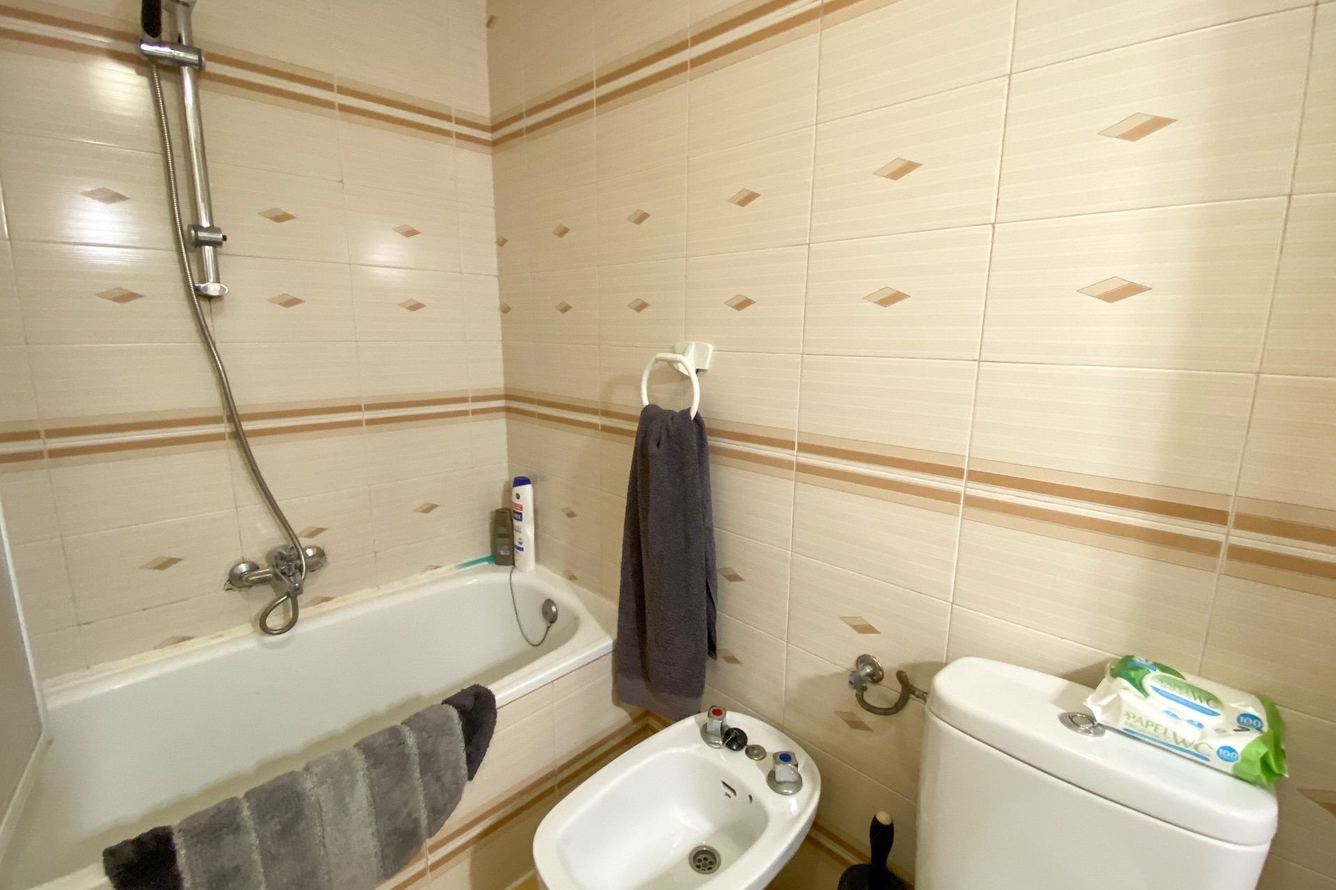 Reventa - Apartamento -
Torrevieja