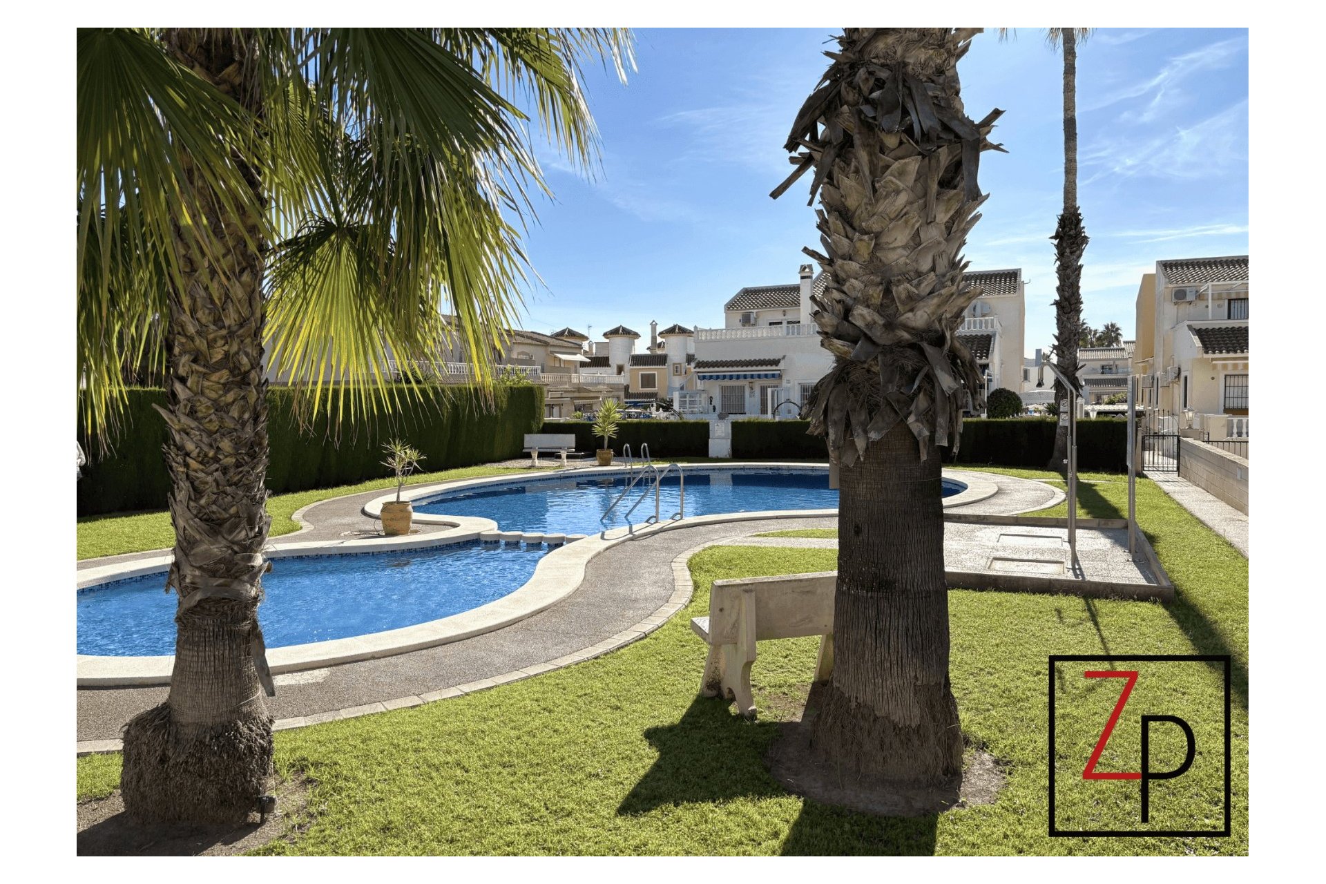 Reventa - Bungalow -
Orihuela Costa - Playa Flamenca Norte