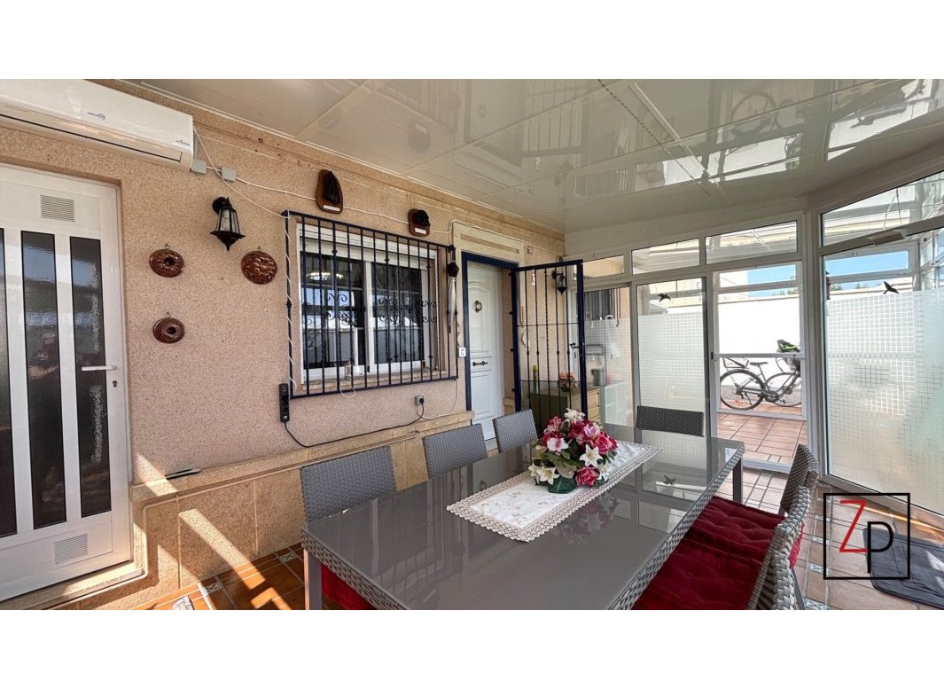 Reventa - Bungalow -
Orihuela Costa - Playa Flamenca