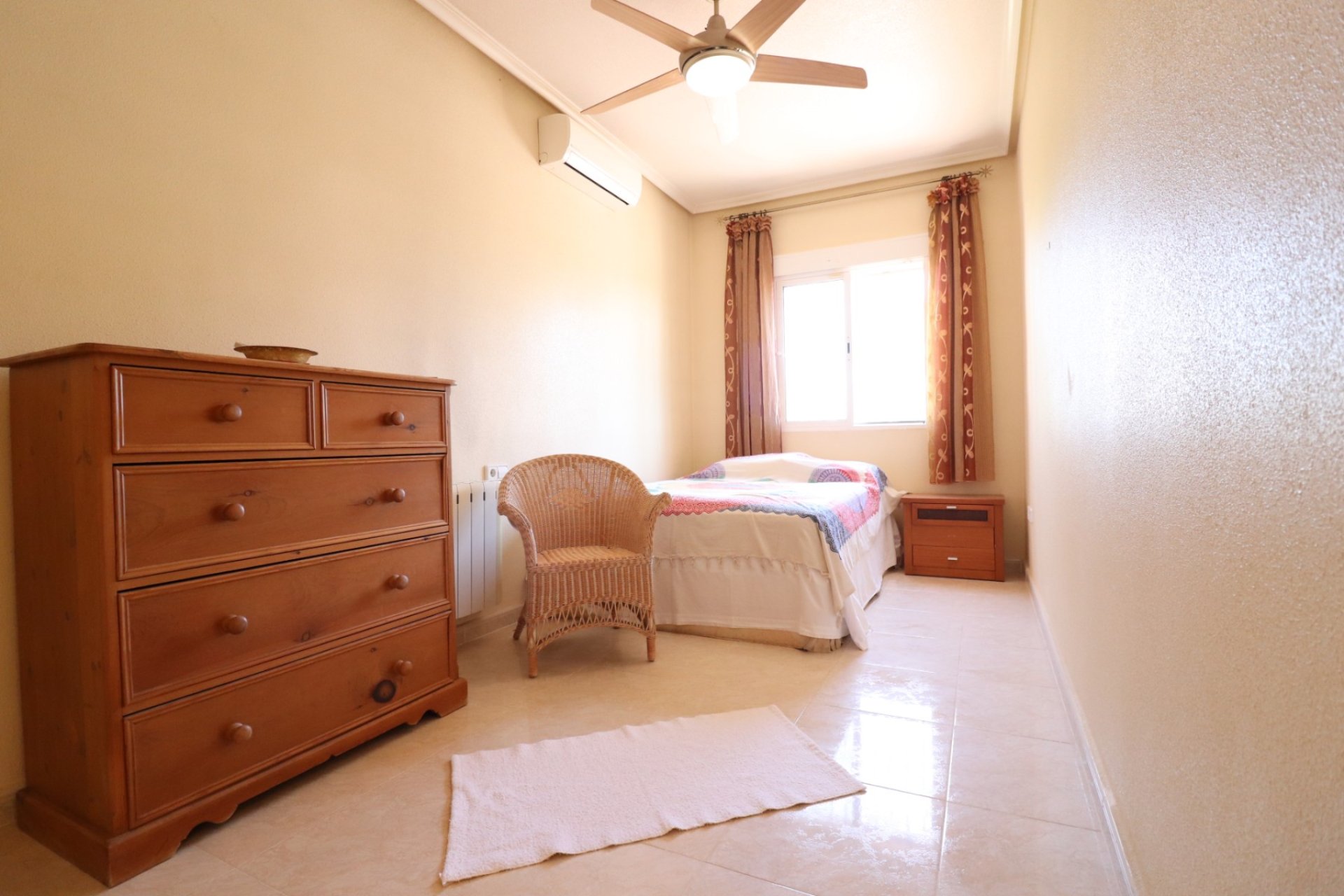 Reventa - Casa de campo -
Catral - Catral - Country