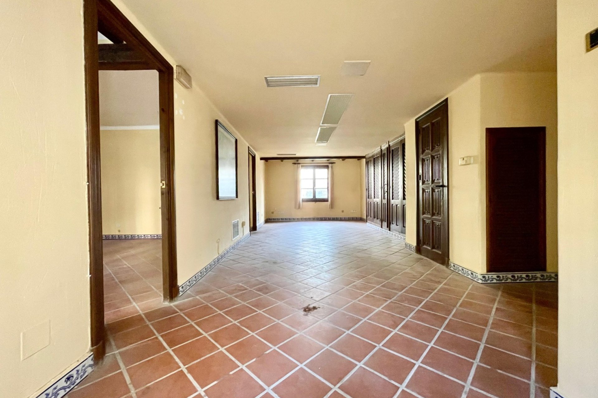 Reventa - Comercial -
Torrevieja - Playa Los Locos