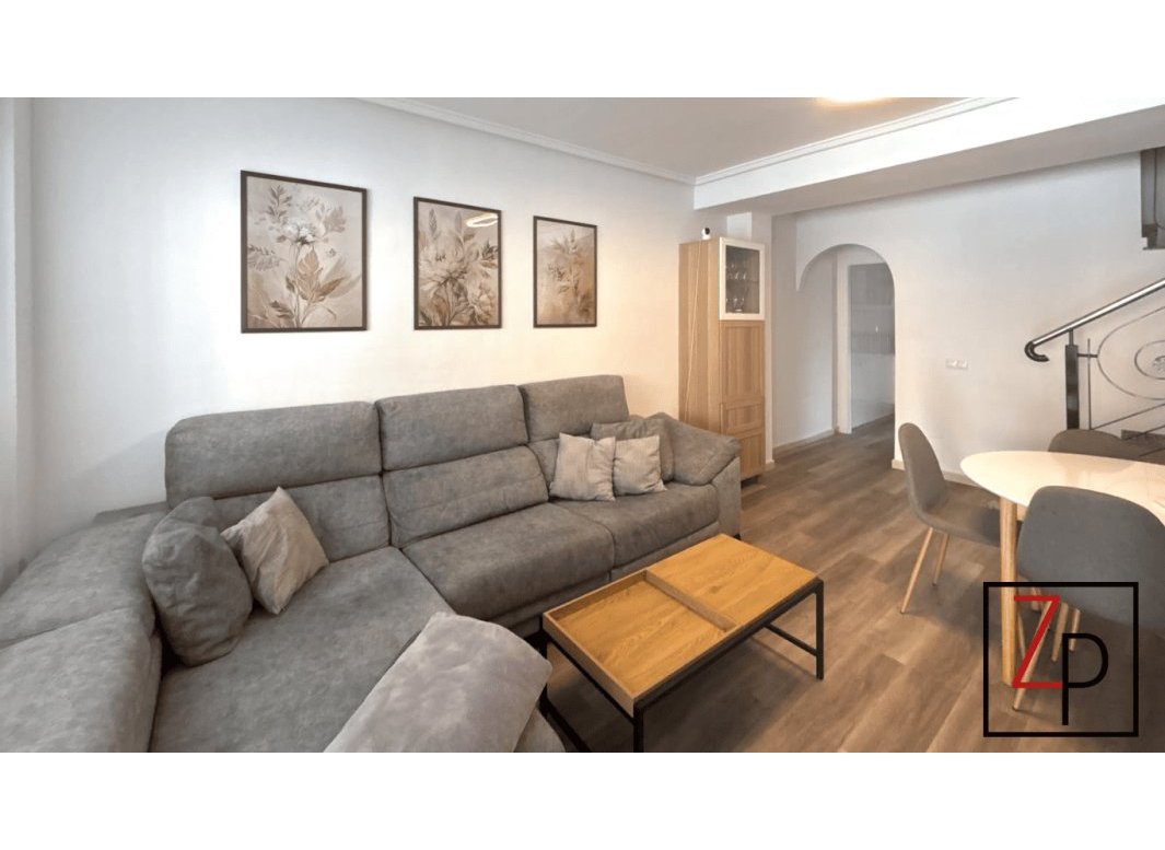 Reventa - Duplex -
Ciudad Quesada - Doña Pepa