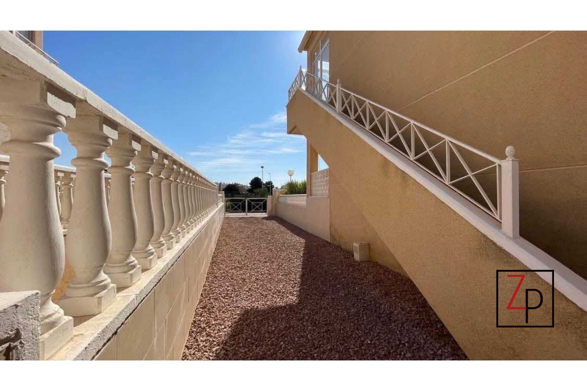 Reventa -  -
Torrevieja - Baños de Europa