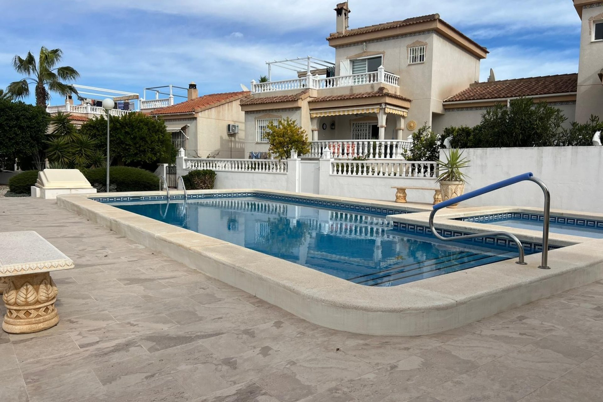 Reventa - Villa -
3409 - La finca Golf
