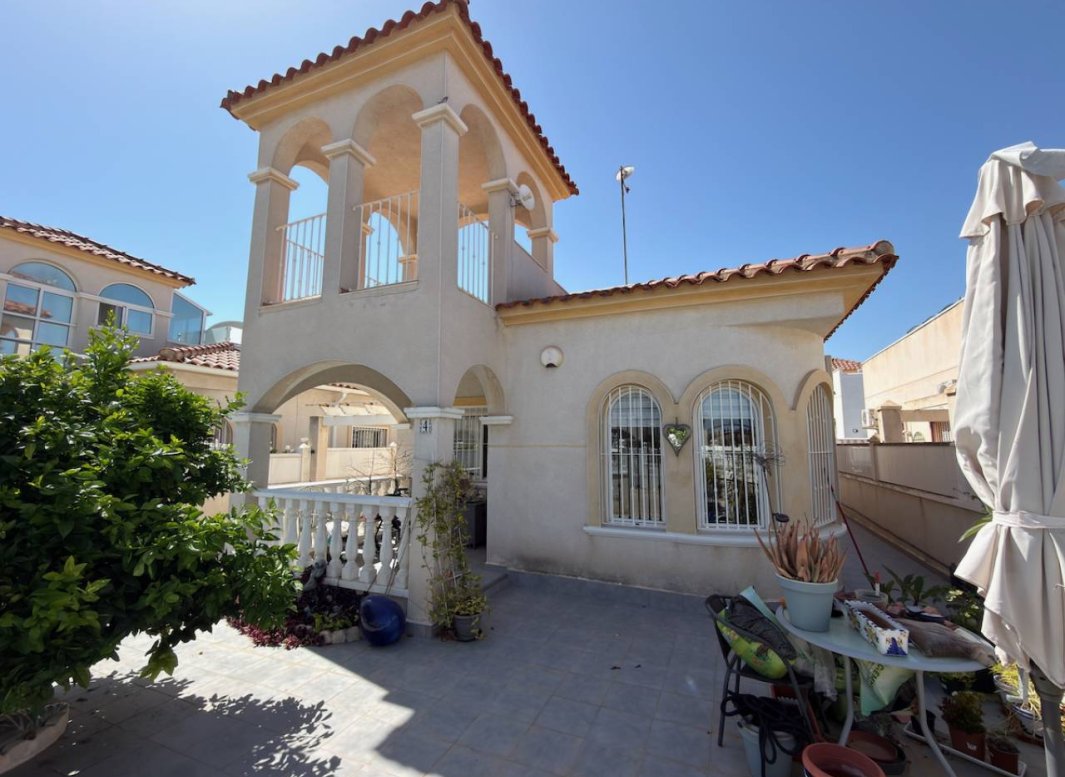 Reventa - Villa -
3409 - Lo Crispin