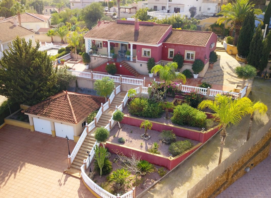 Reventa - Villa -
3409 - Lomas de La Juliana