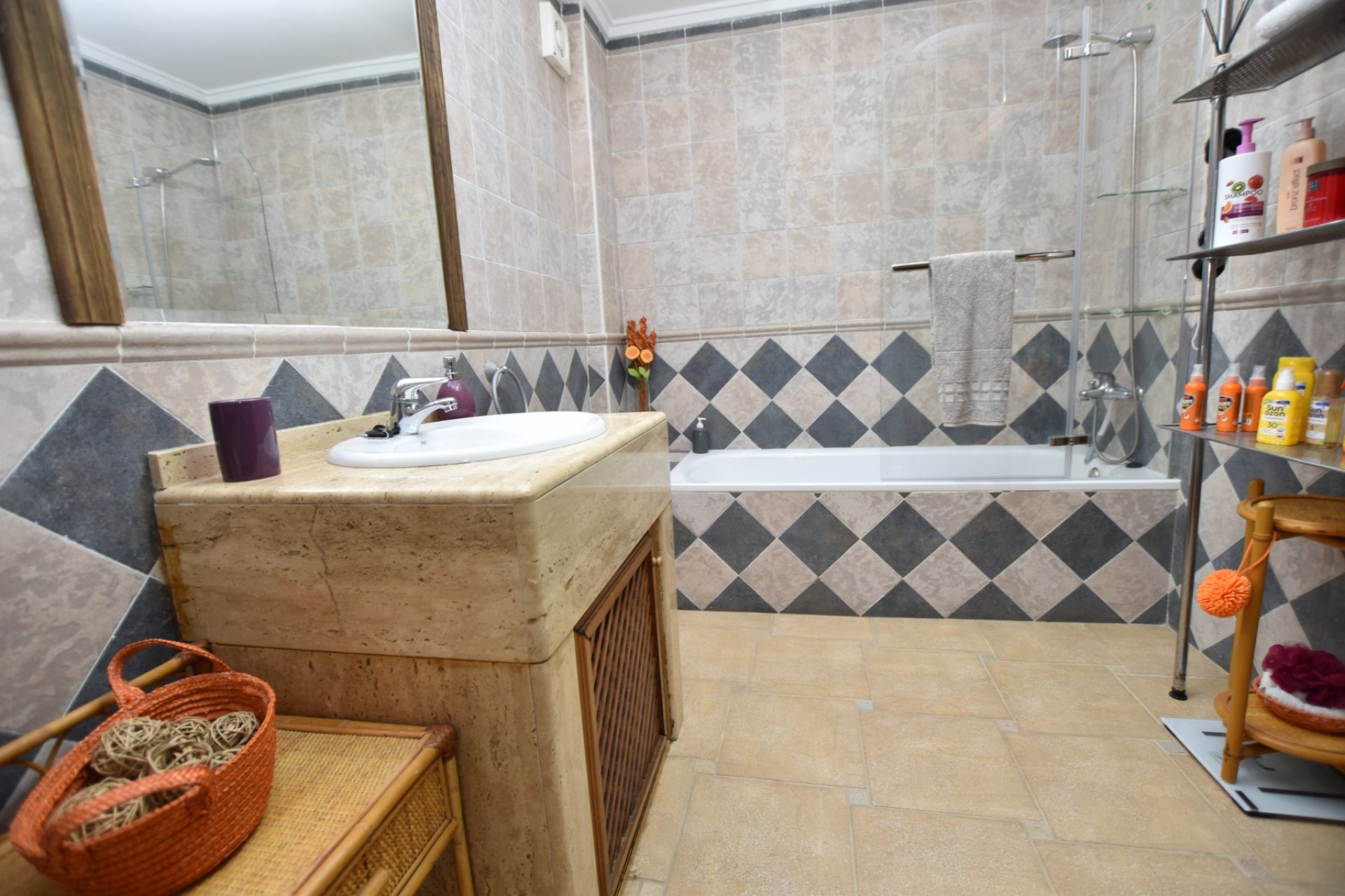Reventa - Villa -
3409 - Montemar