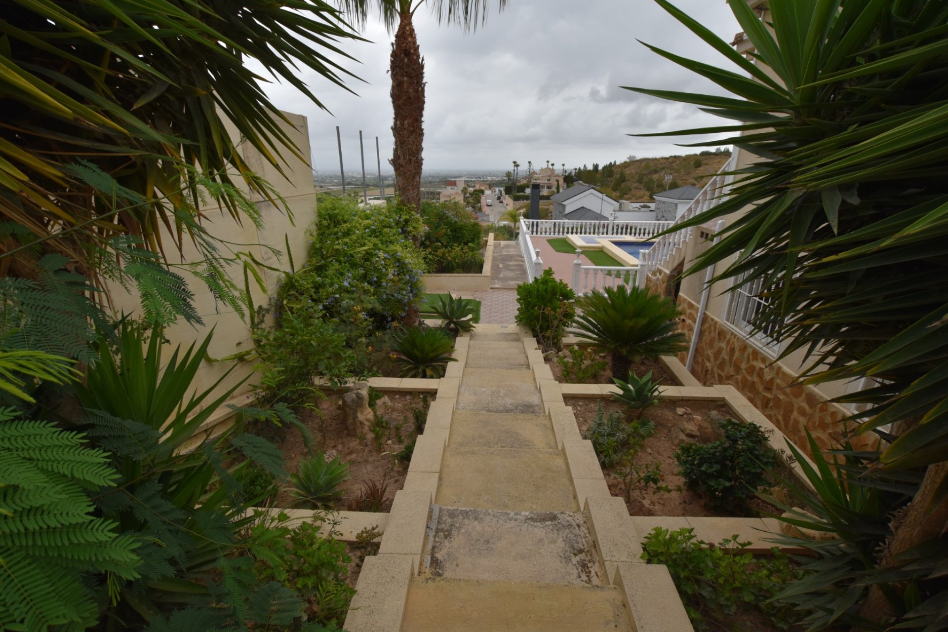 Reventa - Villa -
3409 - Montemar
