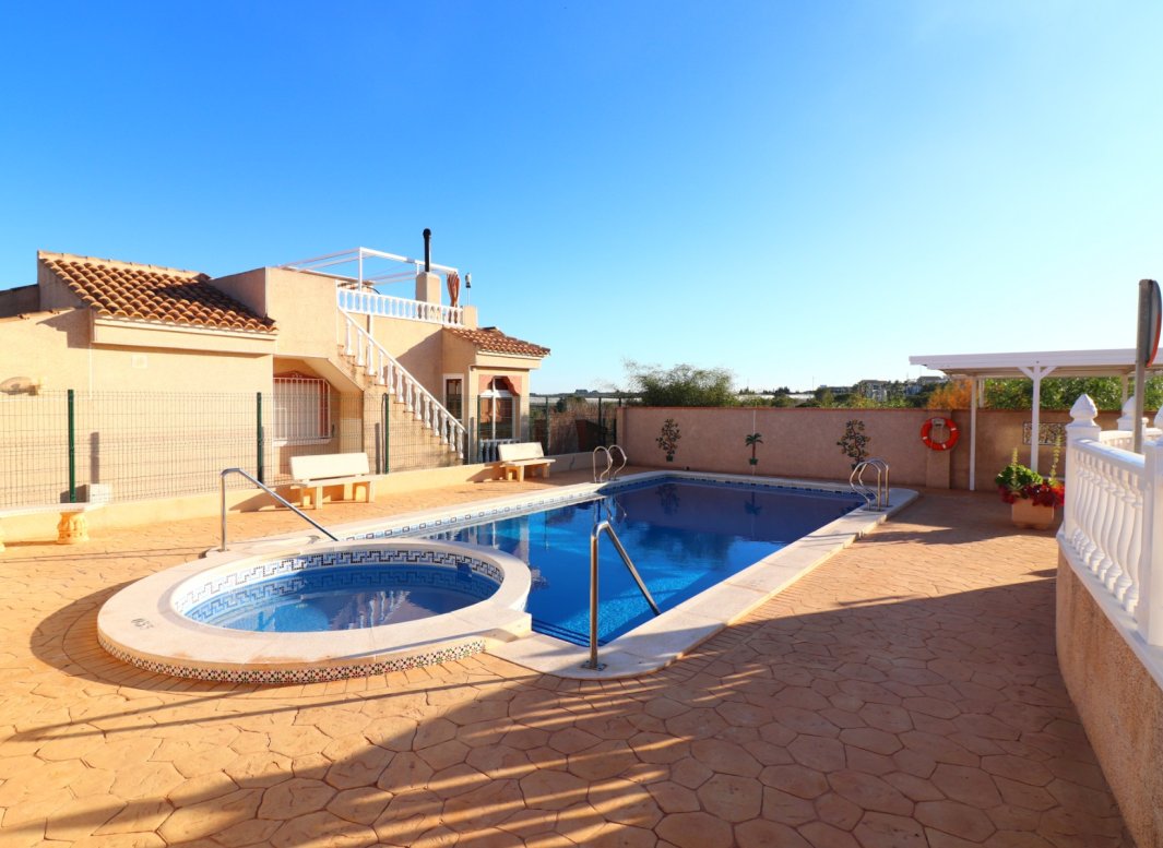 Reventa - Villa -
Algorfa - Montemar