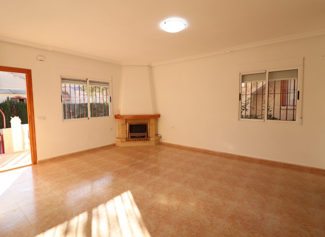 Reventa - Villa -
Algorfa - Montemar