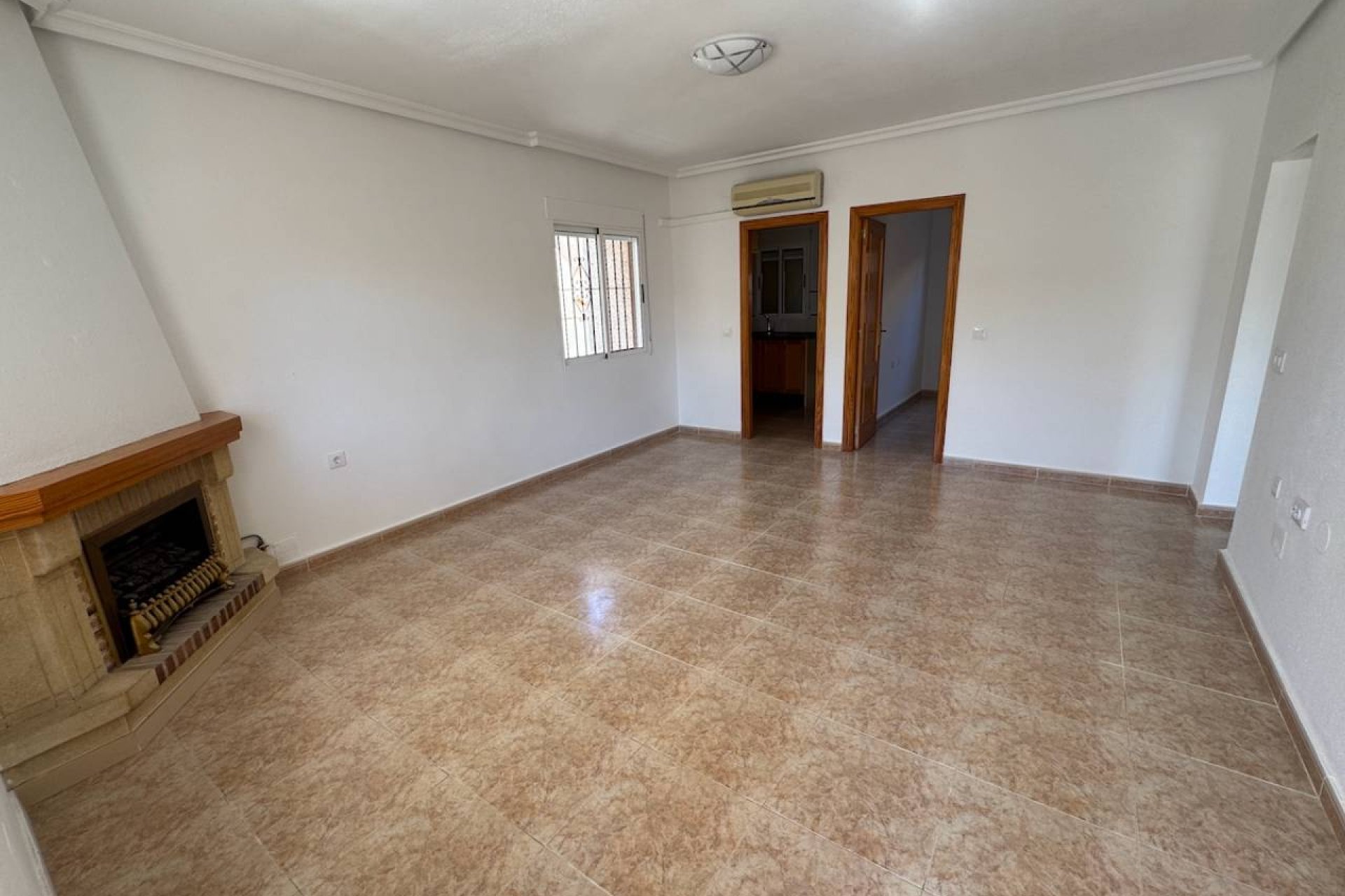 Reventa - Villa -
Algorfa - Montemar