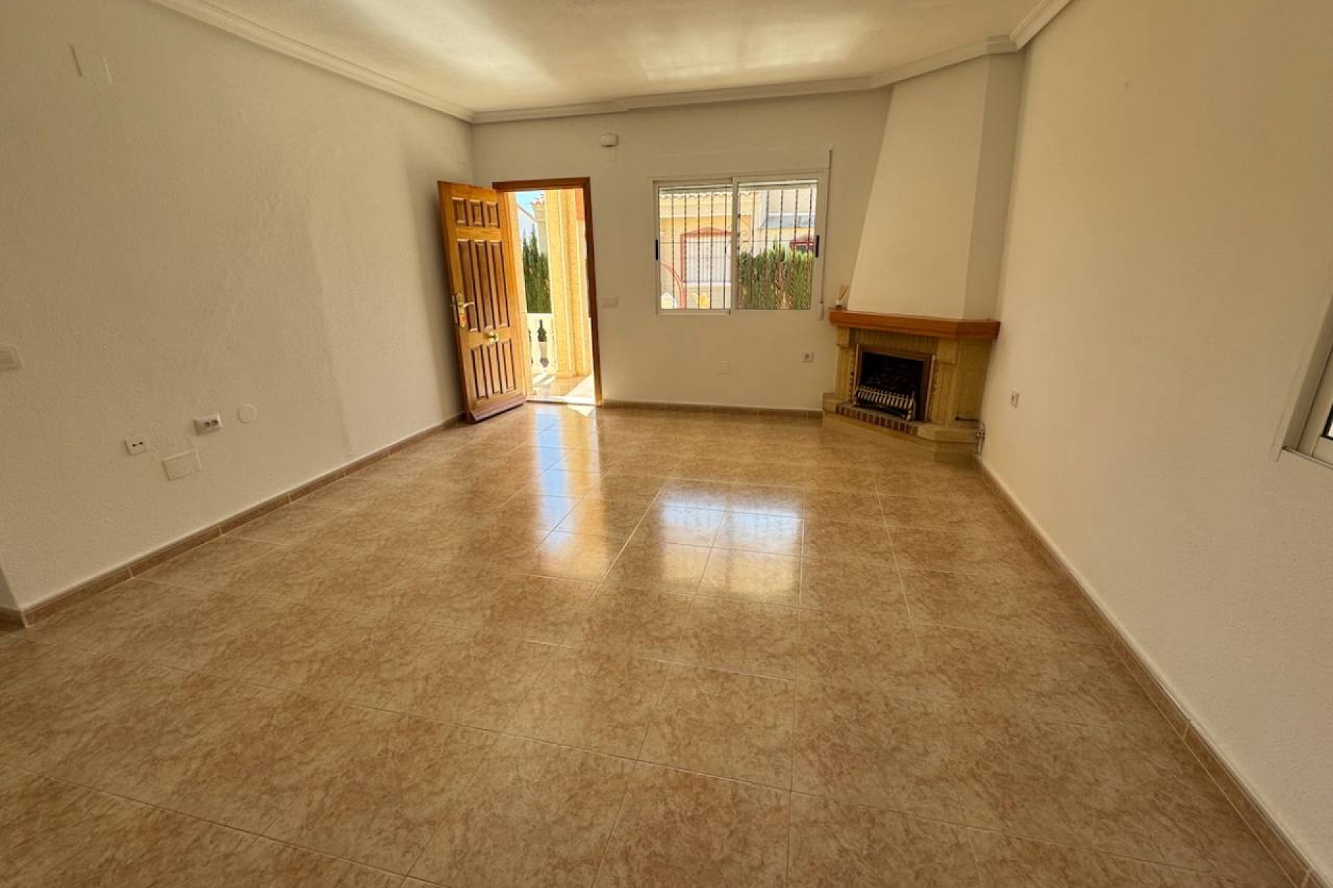 Reventa - Villa -
Algorfa - Montemar