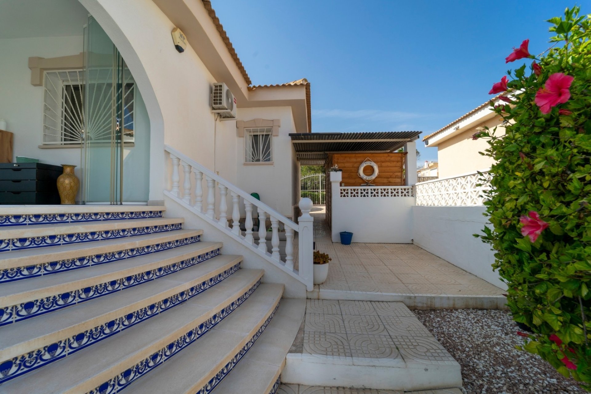 Reventa - Villa -
Benijofar - Monte Azul