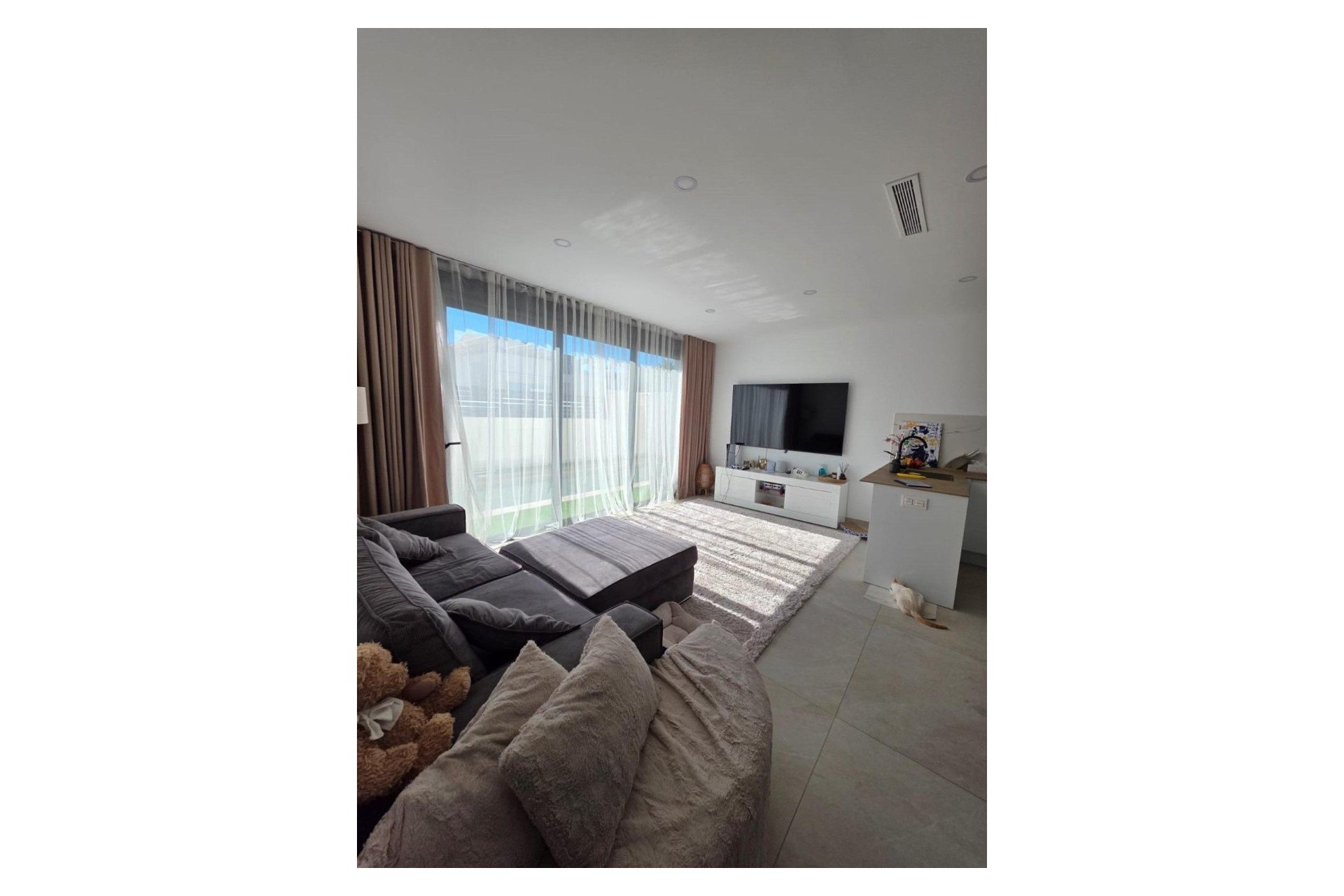 Reventa - Villa -
Benijofar