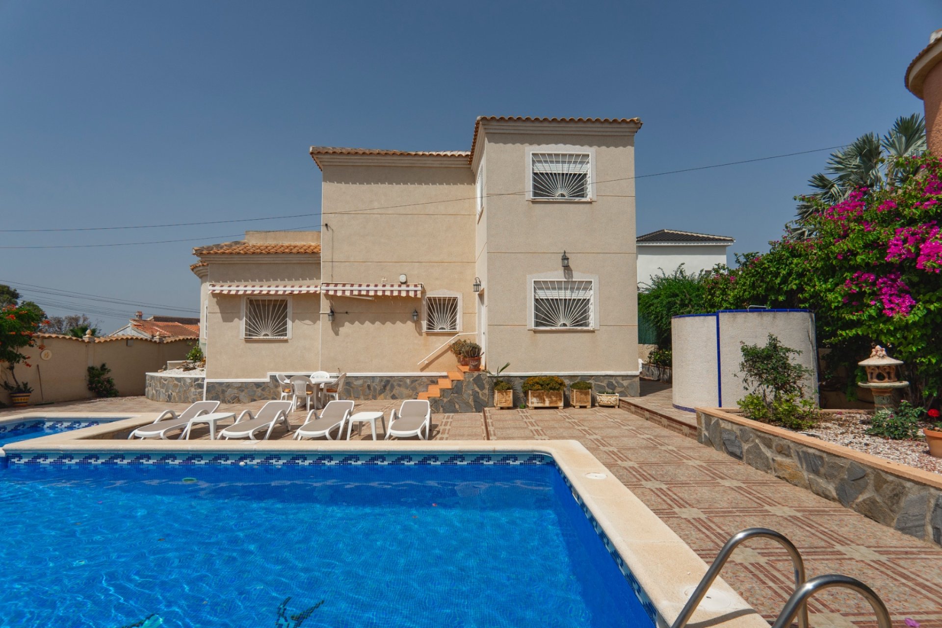 Reventa - Villa -
Ciudad Quesada - Campo De Golf La Marquesa