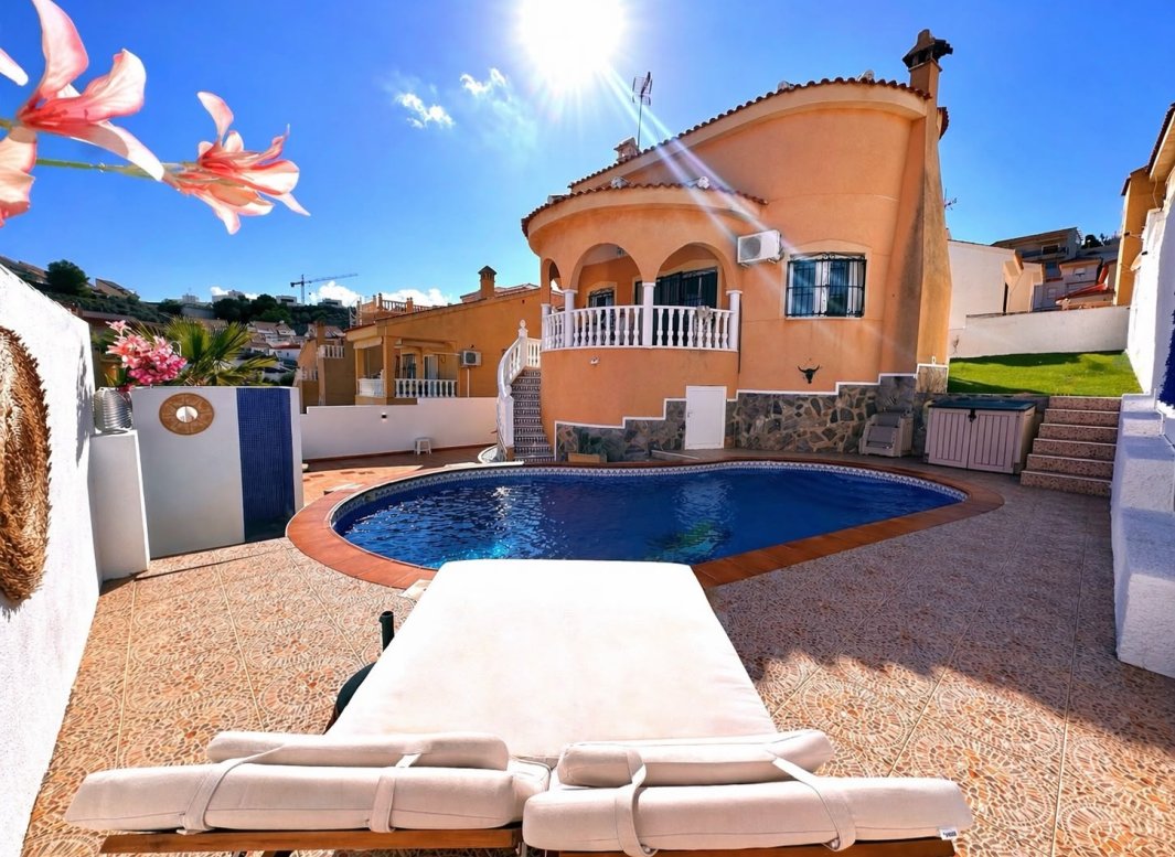 Reventa - Villa -
Ciudad Quesada - La Marquesa Golf