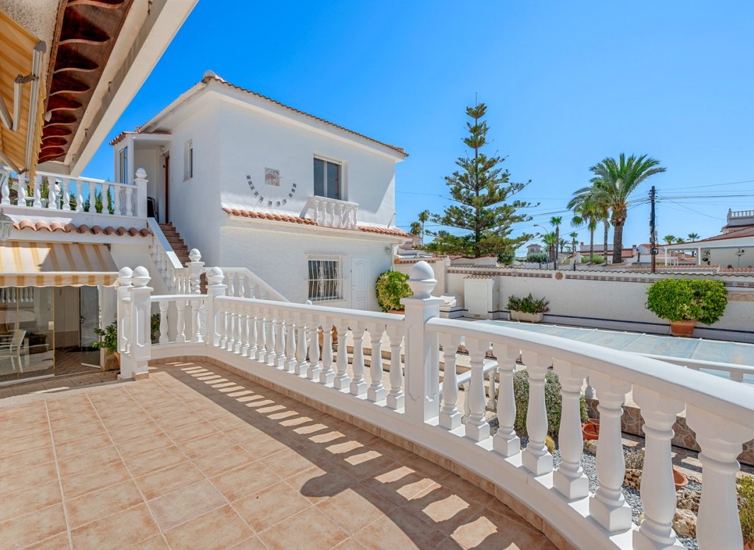 Reventa - Villa -
Ciudad Quesada